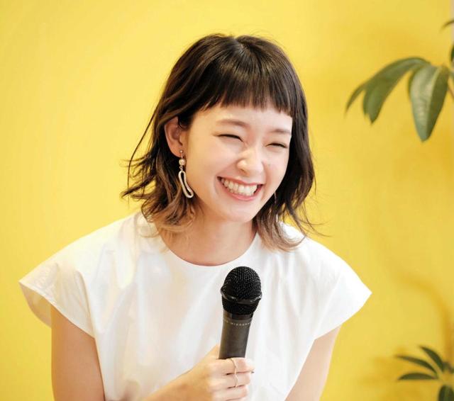 剛力彩芽、映画館でカラダを抱き寄せ合った気になるお相手は？ 今でもテレビっ子