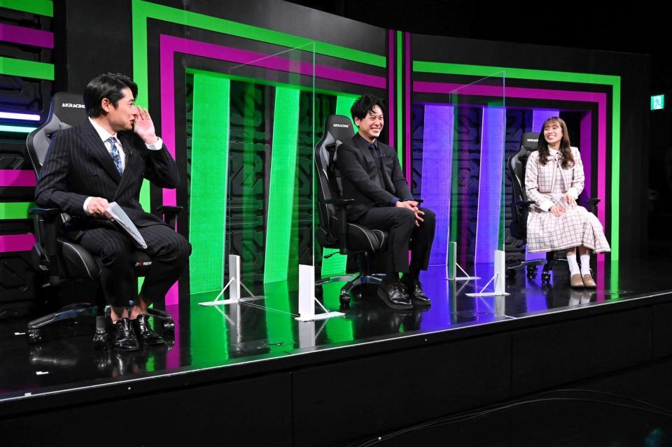 　番組収録に参加した（左から）平成ノブシコブシ・吉村崇、山下健二郎、日向坂４６・佐々木久美（提供・ＡＢＣテレビ）
