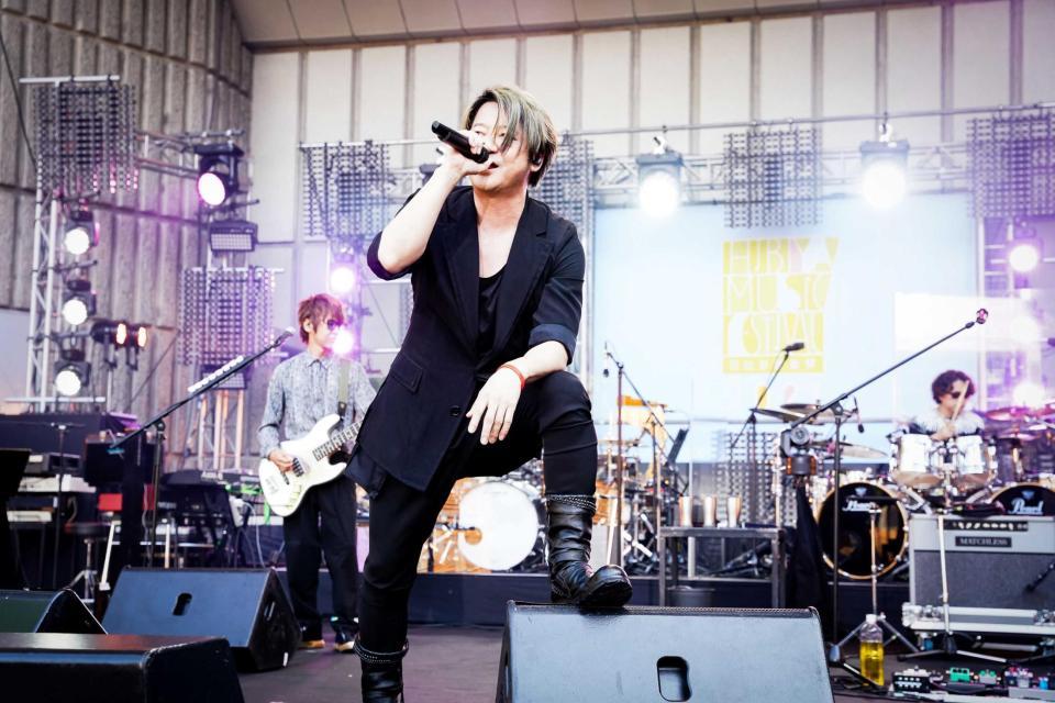 ＧＬＡＹ・ＴＥＲＵ 魂のシャウト「コロナぶっ飛ばせ！」/芸能