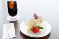 　渡辺明三冠が朝のおやつに注文したストロベリーショートケーキ、アイスコーヒー（提供：日本将棋連盟）