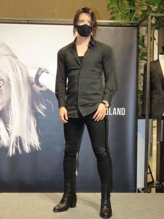 「ＨＡＮＫＹＵ　ＭＥＮ’Ｓ　ＴＯＫＹＯ」×「ＣＨＲＩＳＴＩＡＮ　ＲＯＬＡＮＤ」のプレス発表会に出席したＲＯＬＡＮＤ＝都内