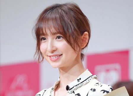 篠田麻里子