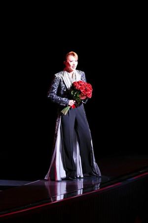 サヨナラショーの珠城りょう＝宝塚大劇場