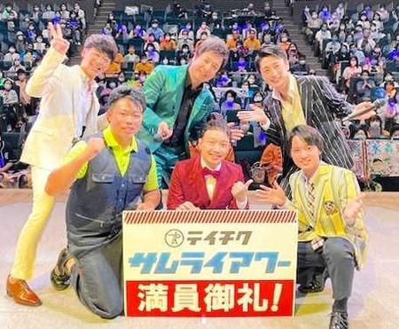 　合同コンサートを開催した（前列左から）木川尚紀、三丘翔太、青山新（後列左から）伊達悠太、松原健之、真田ナオキ