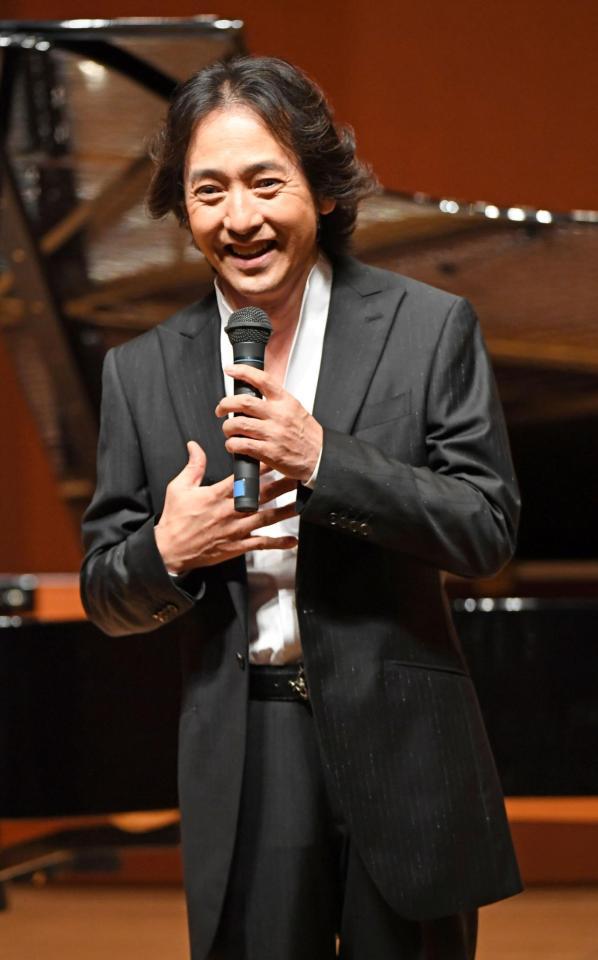 秋川雅史 リリースから15年大ヒット曲 千の風になって 熱唱 ファンへ感謝届けた 芸能 デイリースポーツ Online