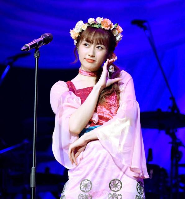 ももクロ 佐々木彩夏 TDFライトボアジャケットピンク（リバーシブル） Lサイズ ももクロ 佐々木彩夏 TDFライトボアジャケットピンク