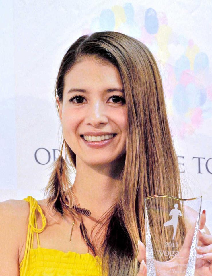 　吉川ひなの＝２０１７年撮影