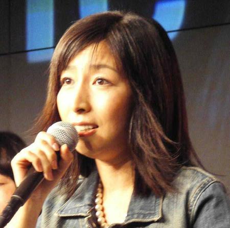 　岡村孝子（２００４年撮影）