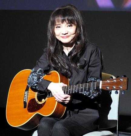 　「安田裕美の会」を開催した山崎ハコ