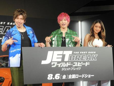 イベントに登場した（左から）りんたろー。、兼近大樹、みちょぱ＝都内