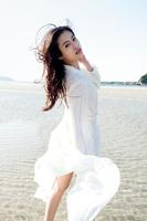 　「月刊　恒松祐里　優」の収録カット