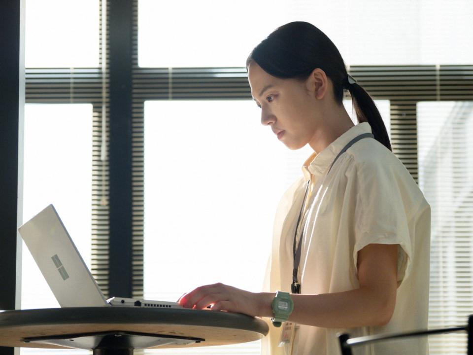 百音（清原果耶）は故郷の宮城の人たちに台風対策を伝える