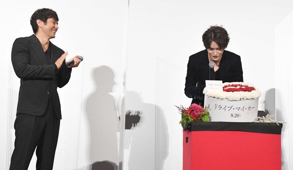 岡田将生 サプライズ誕生日ケーキに感激 よく見るヤツ 芸能 デイリースポーツ Online