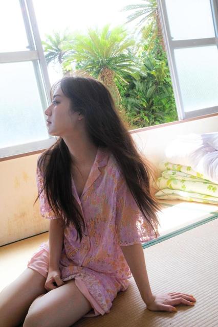 奥山かずさ ありのまま の写真集 色っぽい表情 ヘルシーボディー存分に 芸能 デイリースポーツ Online 奥山かずさ ありのまま の写真集 色っぽい表情 ヘルシーボディー存分に 芸能 デイリースポーツ Online