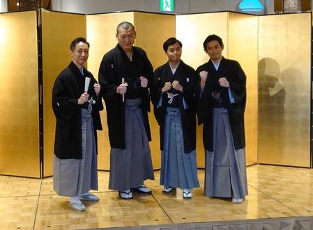 真打昇進披露会見に出席した（左から）古今亭志ん雀、柳家さん花、柳家緑也、柳家花いち＝東京・浅草ビューホテル