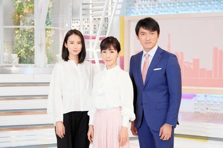 　１０月からテレビ朝日「スーパーＪチャンネル」のキャスターを務める（左から）森川夕貴、松尾由美子、小松靖の各アナウンサー