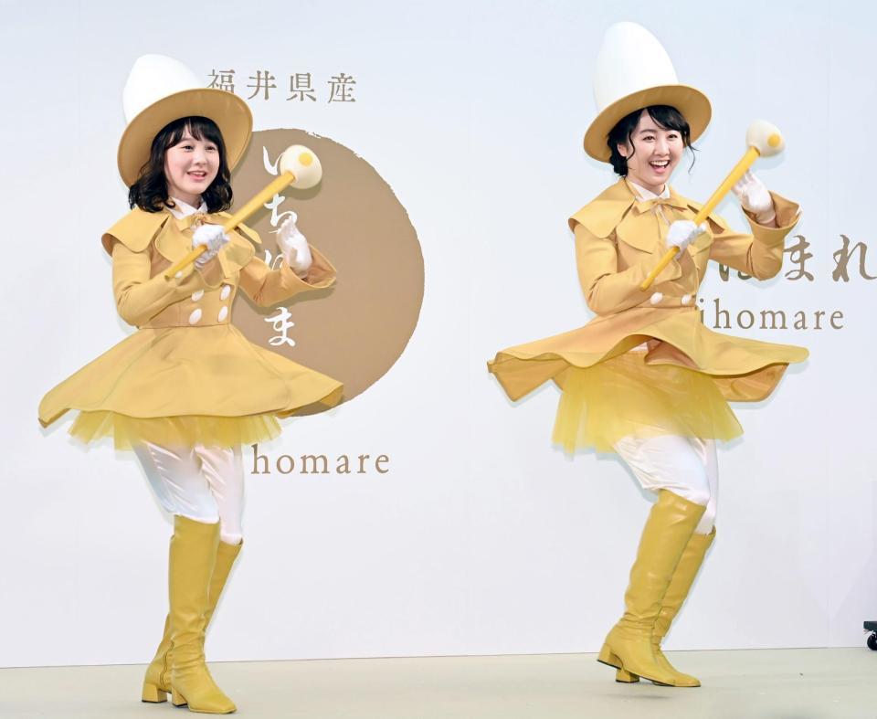 　ダンスを披露する本田望結（右）と紗来姉妹（撮影・高石航平）