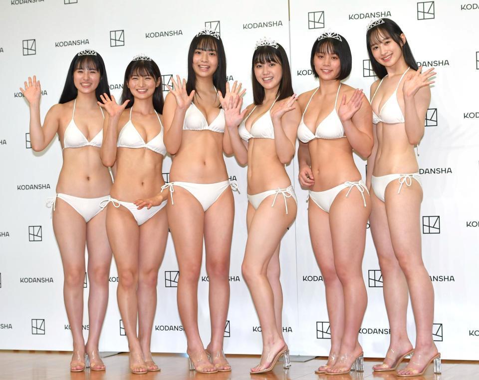 ミスマガジン２０２１の各賞に選ばれた（左から）内藤花恋、大島璃乃、天野きき、和泉芳怜、山岡雅弥、辻優衣＝東京・音羽の講談社（撮影・出月俊成）