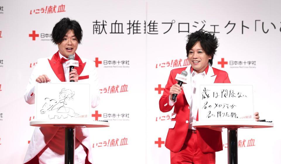 　面白い解答で会場を盛り上げるぺこぱのシュウペイ（左）と松陰寺太勇（撮影・園田高夫）