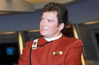 　「スター・トレック」でカーク船長役を演じるシャトナー＝１９８８年 （ＡＰ＝共同）