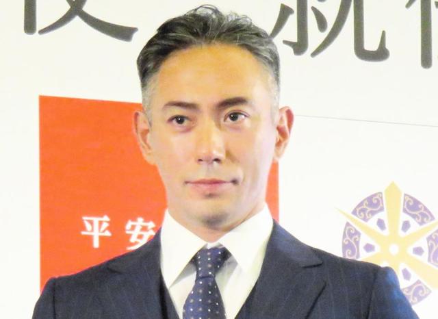 海老蔵 東名高速多重事故で渋滞はまる「まじに進まぬ」とブログでほぼ