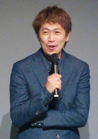 　ナレーションを務めた弟・小栗旬について語る小栗了氏＝都内