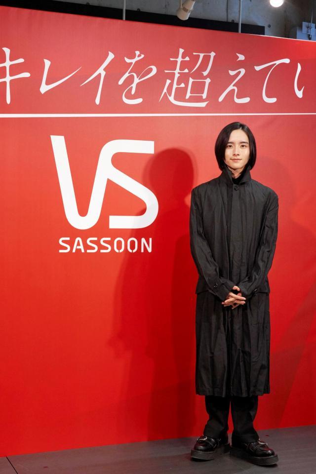 板垣李光人