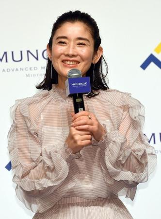 「ＭＵＮＯＡＧＥ」のブランドアンバサダーに就任した石田ひかり（撮影・佐藤厚）