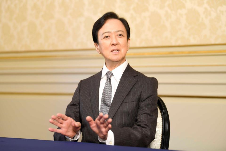 　演目への思いを語る坂東玉三郎＝東京都内