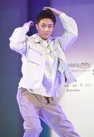 ダンスを披露する齋藤璃佑さん＝東京・ＥＢｉＳ３０３（撮影・金田祐二）