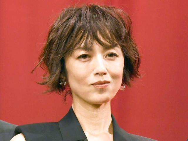 高岡早紀 共演女優３人 見事にオシャレ私服かぶった写真 可愛い ３人姉妹 と反響 芸能 デイリースポーツ Online