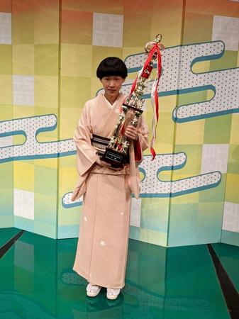 　「ＮＨＫ落語新人大賞」で優勝した桂二葉＝ＮＨＫ大阪ホール