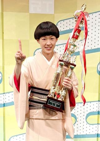 　「ＮＨＫ新人落語大賞」で優勝した桂二葉＝ＮＨＫ大阪ホール