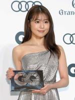 　「ＧＱ　ＭＥＮ　ＯＦ　ＴＨＥ　ＹＥＡＲ　２０２１」を受賞した有村架純＝東京アメリカンクラブ（撮影・堀内翔）