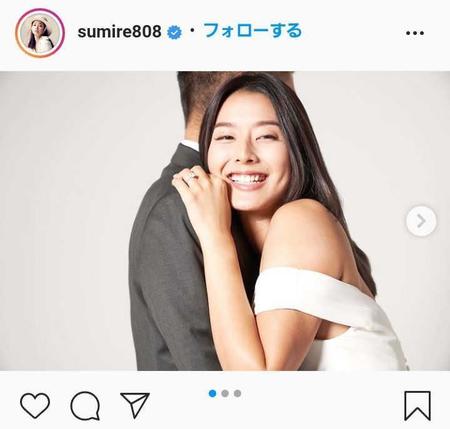 　ＳＮＳで結婚と妊娠を報告したすみれ（本人のインスタグラムから）