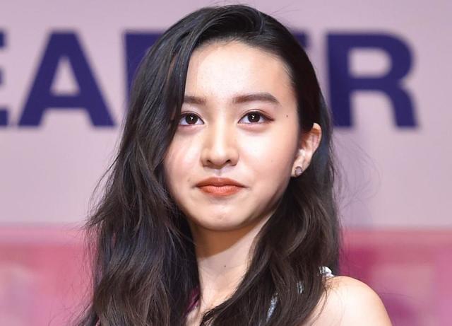 Koki，恋人からバックハグ胸元で手つなぎ ブルガリ広告で 工藤静香