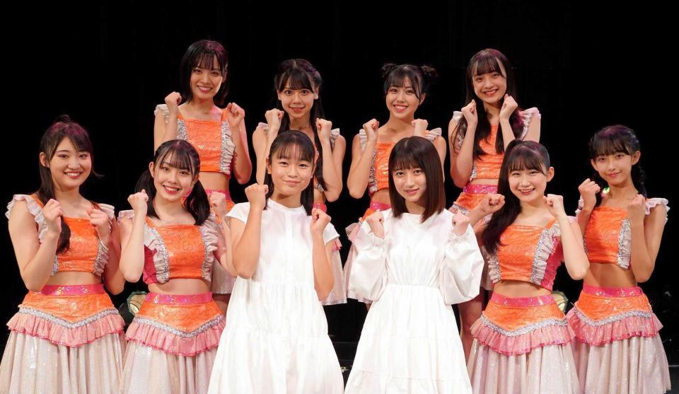 　ＯＣＨＡ　ＮＯＲＭＡの（前列左から）中山夏月姫、西崎美空、筒井澪心、田代すみれ、広本瑠璃、北原もも（後列左から）石栗奏美、米村姫良々、窪田七海、斉藤円香　