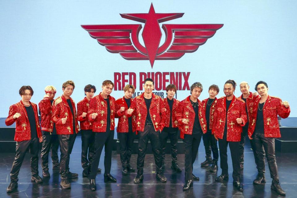 　オンラインクリスマスライブを行ったＥＸＩＬＥ