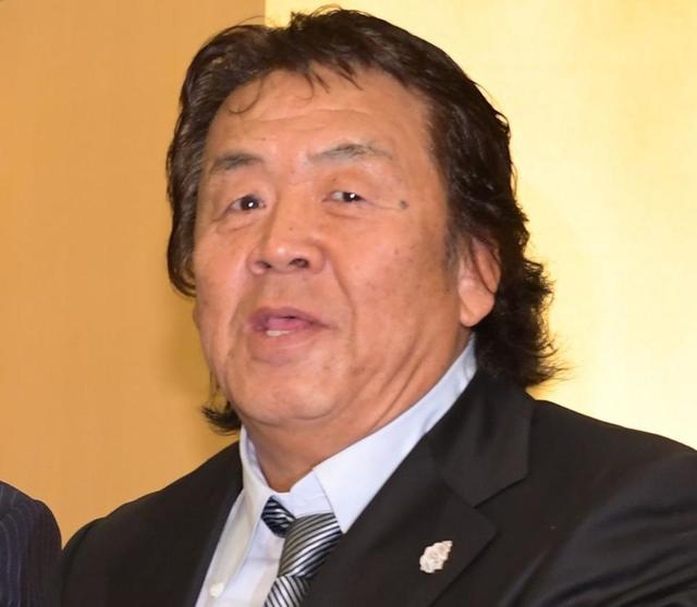 長州力 坂口征二 坂口憲二親子との３ショットをアップ 相変わらずいい男 芸能 デイリースポーツ Online