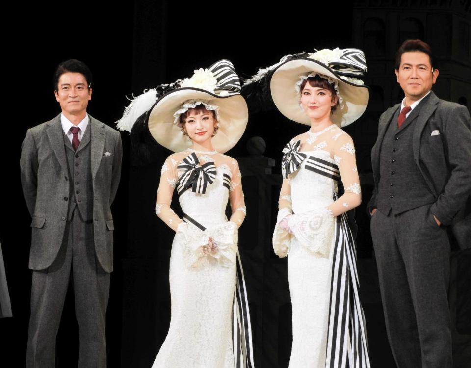 　初日前会見をした（左から）寺脇康文、神田沙也加さん、朝夏まなと、別所哲也＝１１月撮影