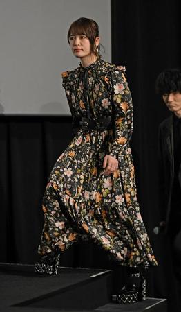 公開初日舞台あいさつに登場した小松未可子（撮影・三好信也）