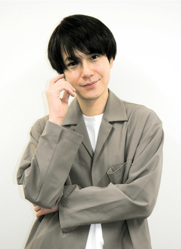 　インタビューに応じた平野良