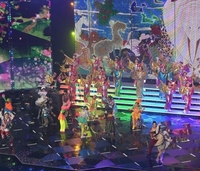 マツケンサンバ２を熱唱する松平健ら＝東京国際フォーラム（撮影・伊藤笙子）