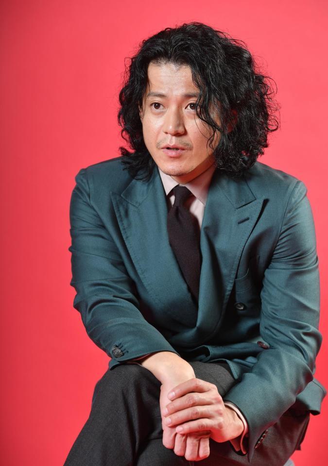 役柄について話す小栗旬（撮影・西岡正）