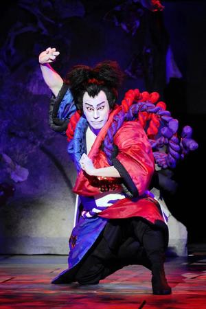 ４役を演じた市川海老蔵（Ｃ）松竹