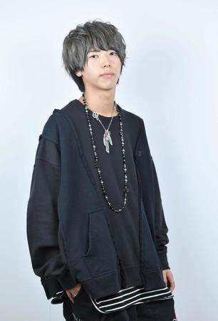 　ベース・圭吾（撮影・伊藤笙子）