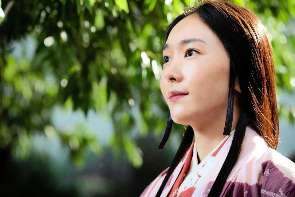 頼朝と会うのを心待ちにする八重＝ＮＨＫ大河ドラマ「鎌倉殿の１３人」第２回から