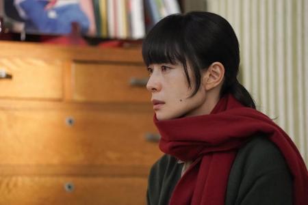 るい（深津絵里）は錠一郎の言葉を聞いてショックを受ける