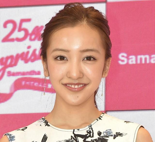 板野友美 前髪なしロング ｄｉｏｒ服できれいなお姉さん 夫高橋投手は感染も自身は 元気 芸能 デイリースポーツ Online