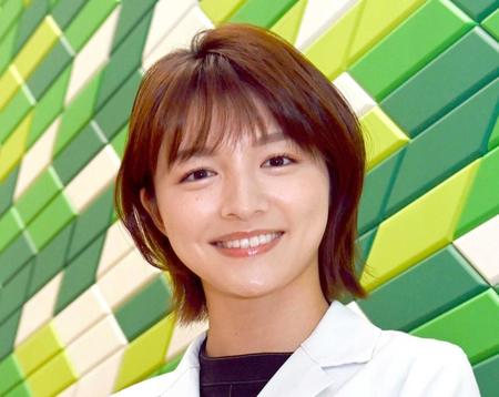 　清水麻椰アナウンサー